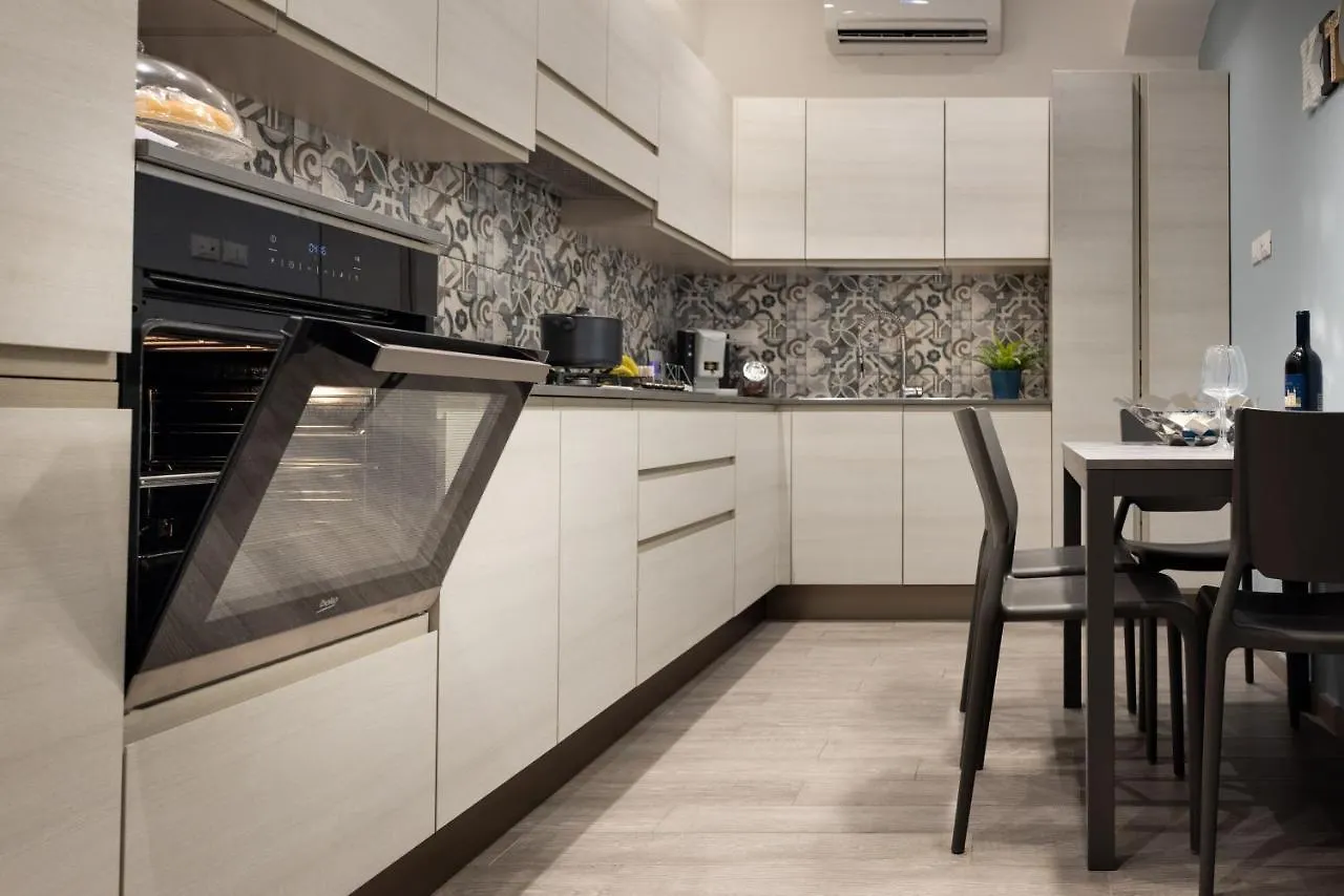 Blue Apartment Messina location